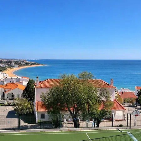 Apartment Leandro's House By Calyferias