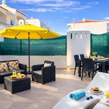 Casa Leandro By Calyferias *