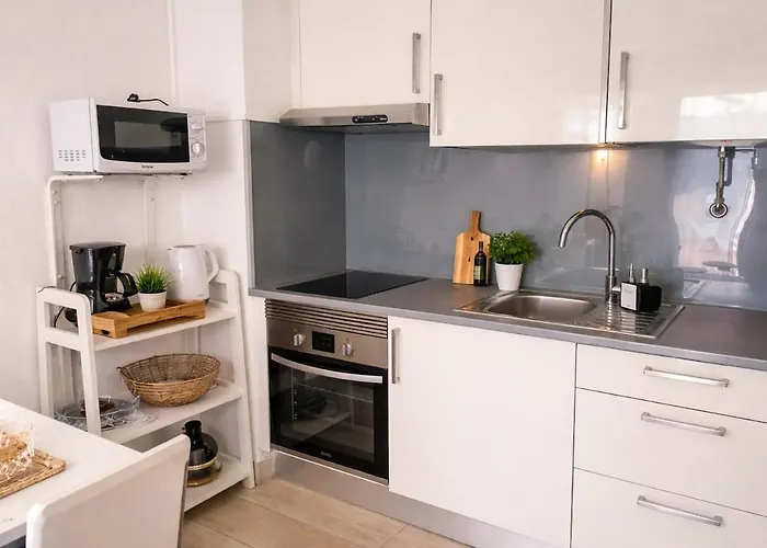 Apartment Leandro's House By Calyferias