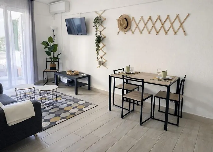 Leandro's House By Calyferias * Albufeira